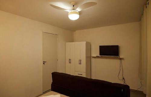 02 - ESTÚDIO NA SAVASSI com Wi-fi, TV, Vaga de garagem, Cozinha completa - Foto 30