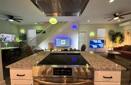 New Centennial Park Luxury Smart Home w Courtyard - Foto 20