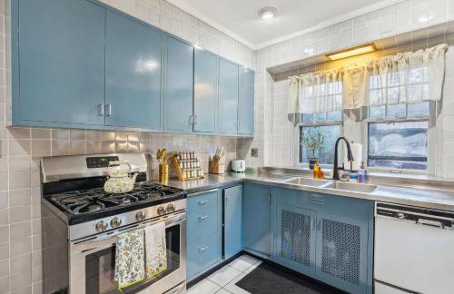 Steps to Edgewater - Sleeps 14 - Fun Game Room Retreat - Foto 34