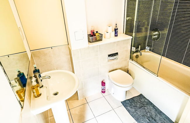 Modern Spacious 2-bed Apartment in London - Foto 6