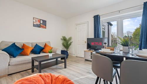 Centrally Located 4BR House By Hyped Properties Short Term Rental Agency With Free Parking Wolverhampton - Foto 2