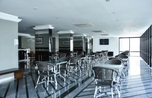 Plaza Inn Small Town Flat - Foto 96