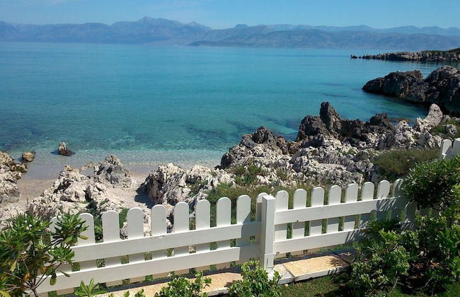 Neptune Sea House - Photo 20