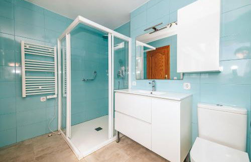 Beachfront Villa - Photo 14