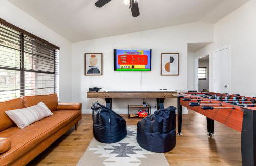 Heated Pool, Game Room & 4Bdrm - Bay Bungalow - Foto 2