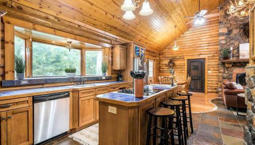 Luxurious Vacation Rental for Groups near Hoosier National Forest, Indiana - Foto 3