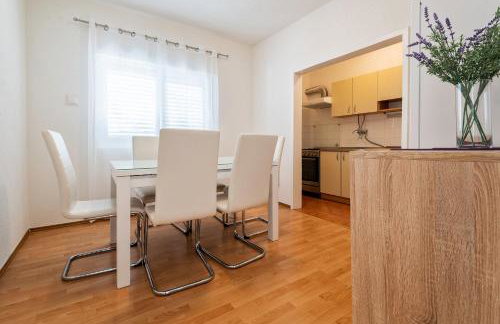 Apartment Mihaela - Photo 8