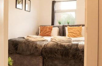 Cosy 2 Bedroom Apartment - Free Parking, Fast WiFi and Smart TV by Tejza Property - Foto 6