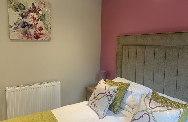 Birch Lodge 20 With Hot Tub, Newton Stewart - Photo 1