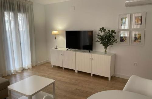 Apartamentos Cisneros - Photo 16