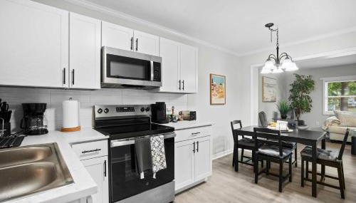 10 Min to Downtown - Smart Tvs - Fast Wi-Fi - Foto 3