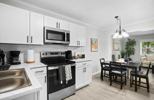 10 Min to Downtown - Smart Tvs - Fast Wi-Fi - Foto 3