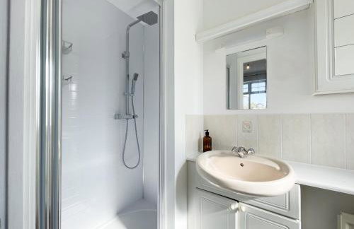 Opulent 5 bedroom Retreat with Hot tub and Entertainment - Foto 19