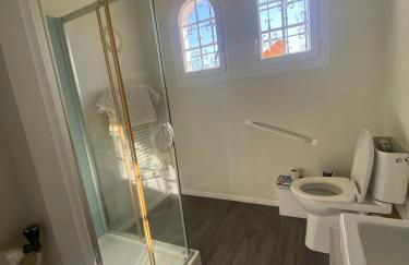 Nature Escape Charming Riverside House - Foto 19