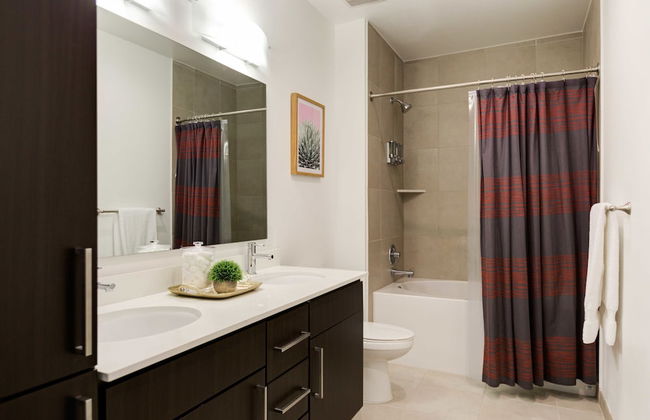 Mint House Houston – Medical Center - Foto 31