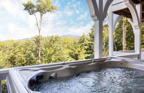 Hot Tub, Deck w/ Breathtaking Mountain Views - Foto 2
