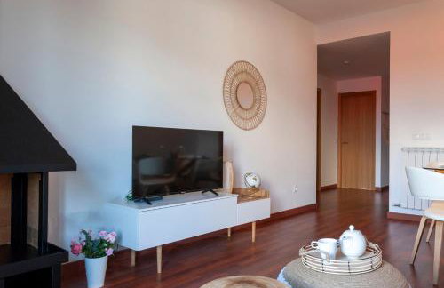 Cal Xera - Acollidora planta baixa amb jardí privat i llar de foc - Photo 22