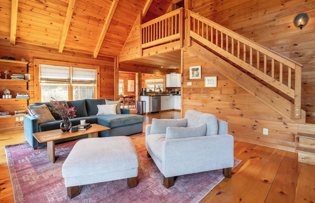 Secluded w/ Deck Views, Hot Tub, & Ping Pong Hudson in the Berks by Avantstay - Foto 7