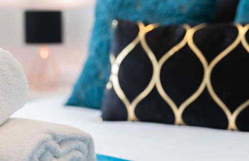 Four Bedroom House - Parking - Garden - Netflix 22C - Foto 42