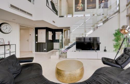 Penthouse Duplex with Epic Views - Foto 47