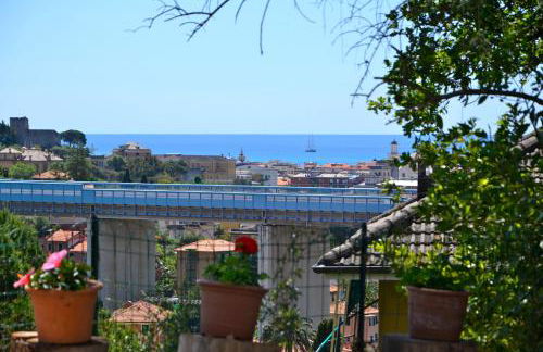 Villa tranquilla immersa nel verde a 2 Km dal mare - Foto 84