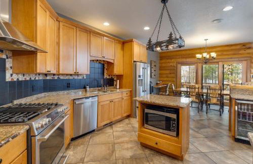 Luxurious Cabin on Castle Rock Lake! Sleeps up to 20! - Foto 17