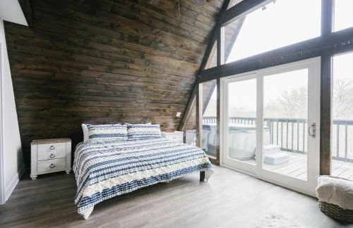 Dean's Den: Private Deck w/ Jacuzzi and a View - Foto 6