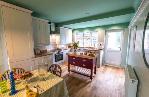 Large Country Cottage, Sleeps 8 - Spa Facilities, Garden Bar, Catering Services, Free Parking, Nature Reserve, Hen Parties - Foto 72