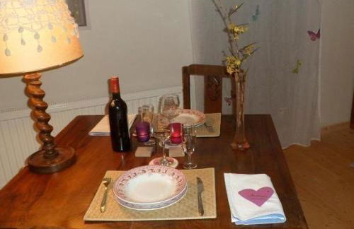 Séjour nature aux Chênes, gîte familial avec piscine partagée - FR-1-489-466 - Foto 5