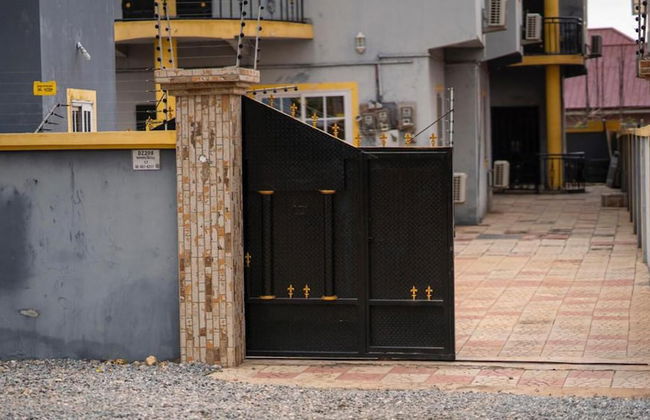 Impeccable 2-bed Apartment in Accra - Foto 17