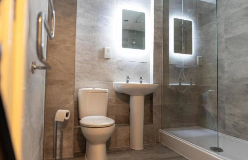 Cardiff Bay Retreat 2 Bed Apartment Free Parking - Foto 44