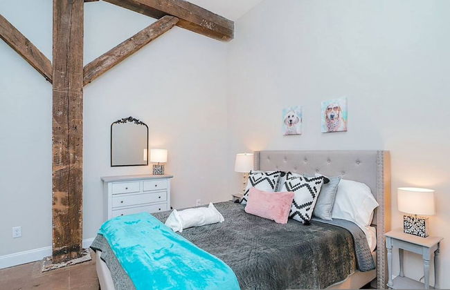 Breakfast Tiffany s Downtown Newport News - Foto 8