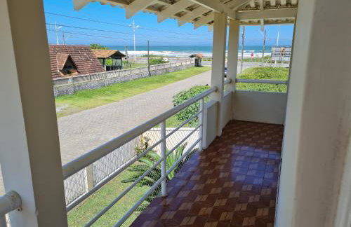 Ampla casa com 5 quartos e vista para o mar - Photo 23