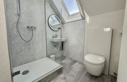 Gemütliches Dach-Apartment in der Stadt - ADAM - - Foto 23