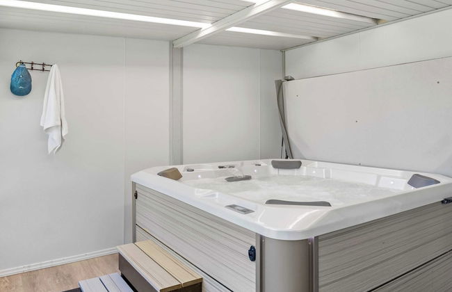 Simply Shores by Avantstay Private Beach + Dock Lake Overlook - Photo 33