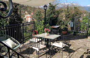 the little house of arcola in the medieval walls - Photo 1