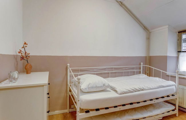 Beautiful Holiday Home in Voerendaal - Photo 4