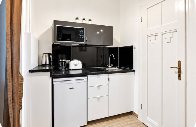 Váci street Downtown Apartments - Photo 13