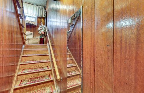 Rustic Chic Retreat 4 Mi to Kennywood! - Foto 9