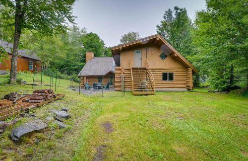 Secluded Greenville Cabin Walk to Moosehead Lake! - Foto 22