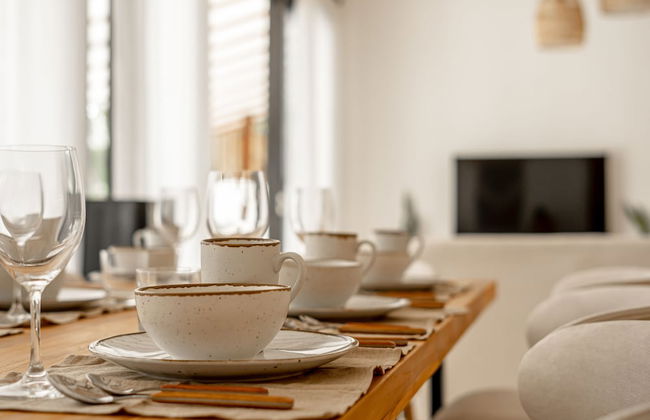 Udara by EVDEkimi - Spacious 4BR Pool villa with Lush garden at Artistic Center of Ubud - Foto 24