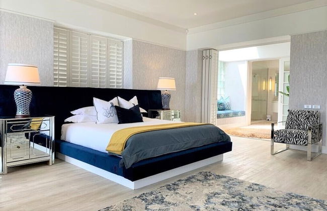 Clifton YOLO Spaces – Clifton Mansion Villa - Photo 26