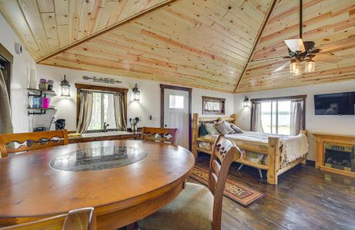 Cozy Studio with Community Docks in Stone Lake! - Foto 1