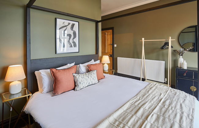 Host Stay Raven House - Photo 4