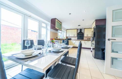 Modern Spacious 4 Bed Hayes Home with Free Parking - Foto 10