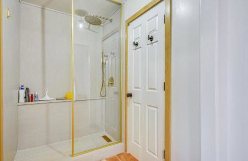 Gorgeous Green Valley Home Patio and Private Pool! - Foto 11