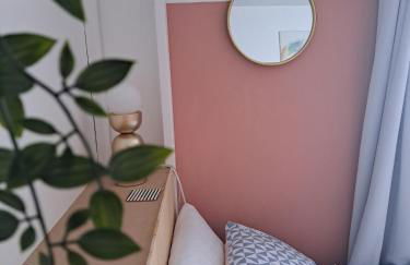 Whole Annexe in our family home & private entrance - Foto 6