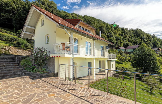 Skyview Villa - Photo 1