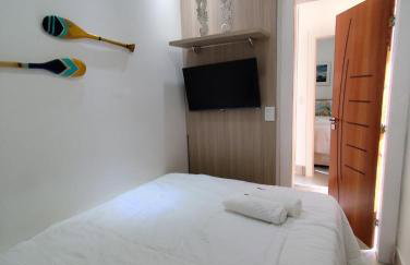 Flat Requinte 2 quartos 400 metros da PRAIA DO FORTE a 150 m da travessia para ILHA DO JAPONÊS dentro do Polo Gastronômico da Passagem Cabo Frio - Foto 44