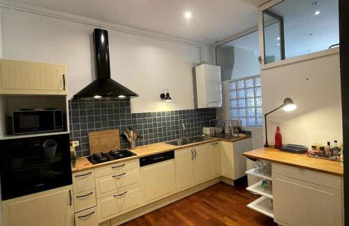 La Perle de Toulon, grand appartement tout confort, idéalement situé - Foto 10